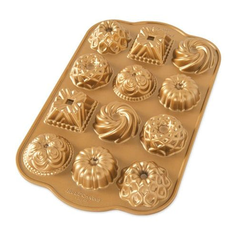 Nordic Ware Bundt Charmes Pan