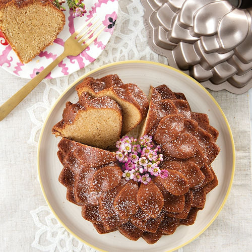 Nordic Ware bakvorm Blossom Bundt