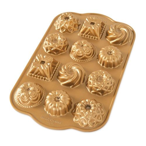 Nordic Ware Bundt Charmes Pan