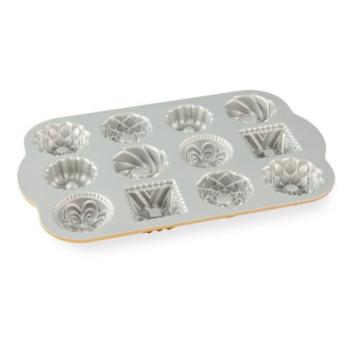 Nordic Ware Bundt Charmes Pan