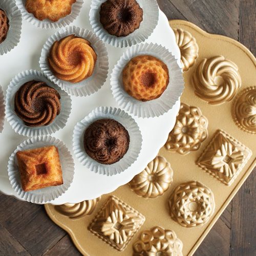 Nordic Ware Bundt Charmes Pan