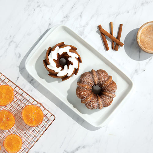 Nordic Ware Classic bundt Duo