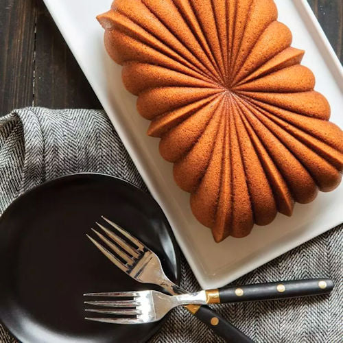 Nordic Ware bakvorm Fluted loaf pan