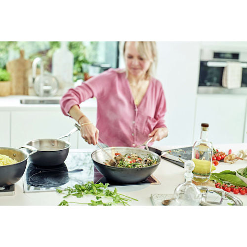 Wok Black 5 30 cm Demeyere